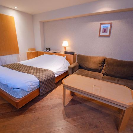 Eight Prince Hotel -Adult Only- Tokorozawa Buitenkant foto