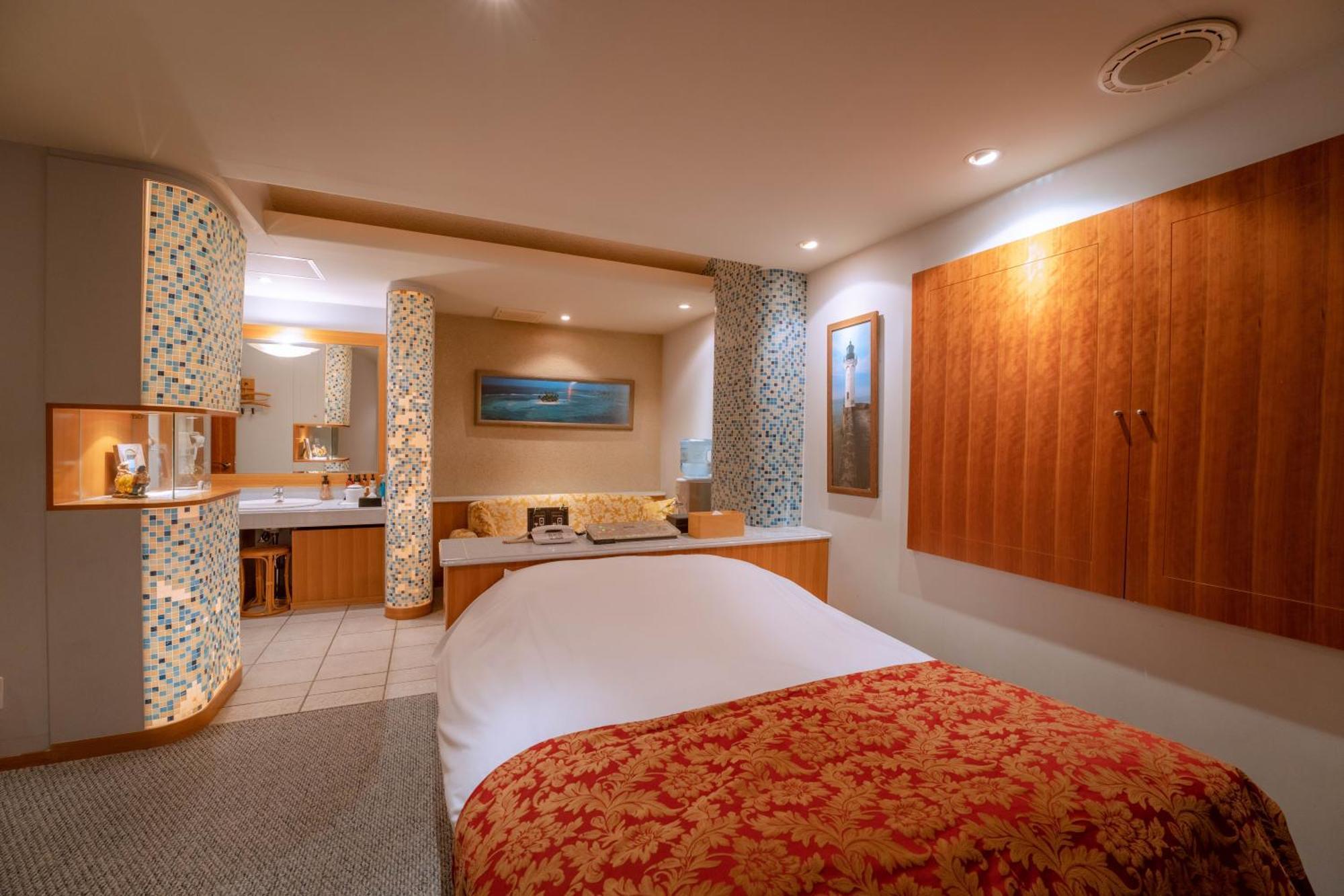 Eight Prince Hotel -Adult Only- Tokorozawa Buitenkant foto