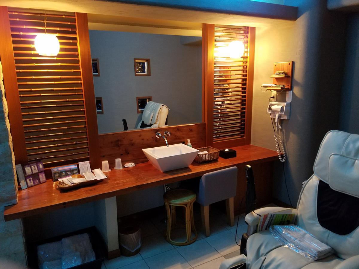Eight Prince Hotel -Adult Only- Tokorozawa Buitenkant foto