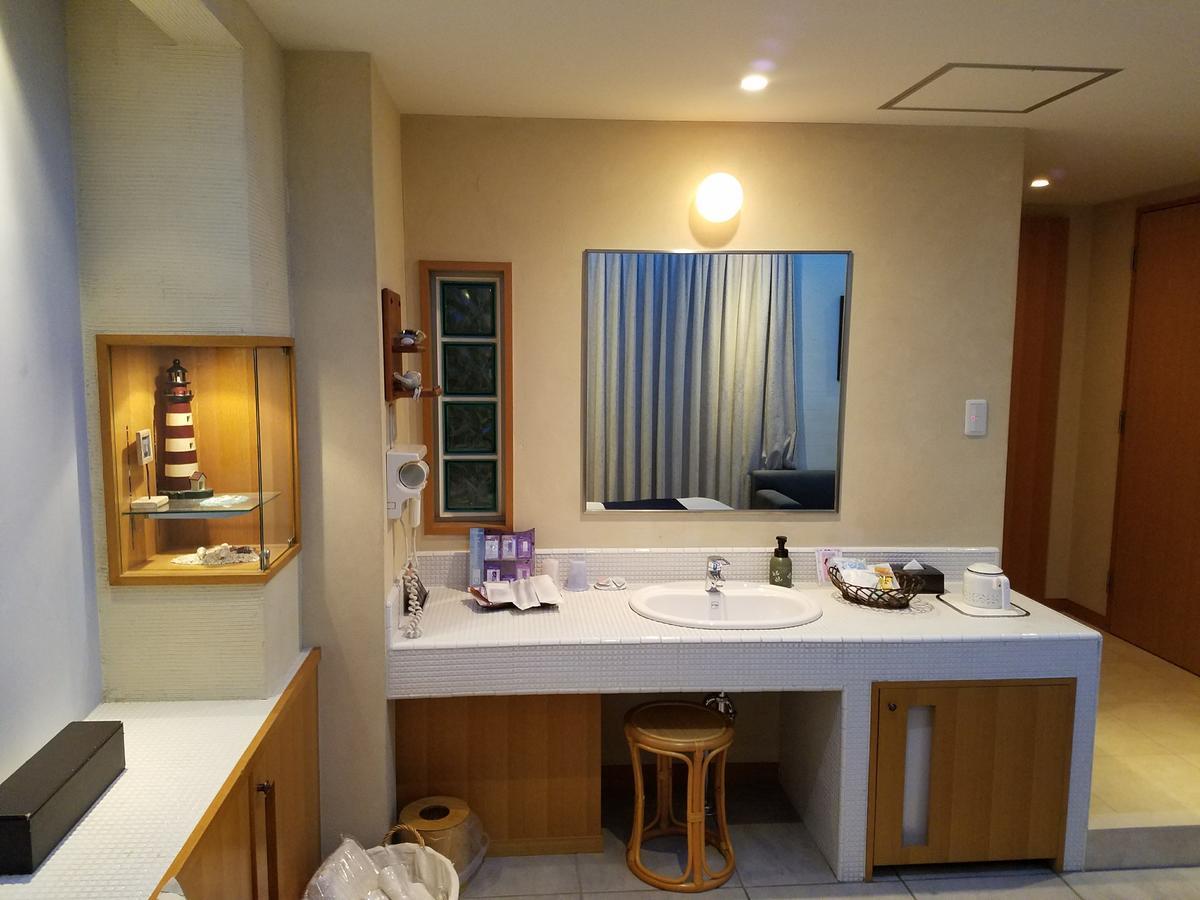 Eight Prince Hotel -Adult Only- Tokorozawa Buitenkant foto